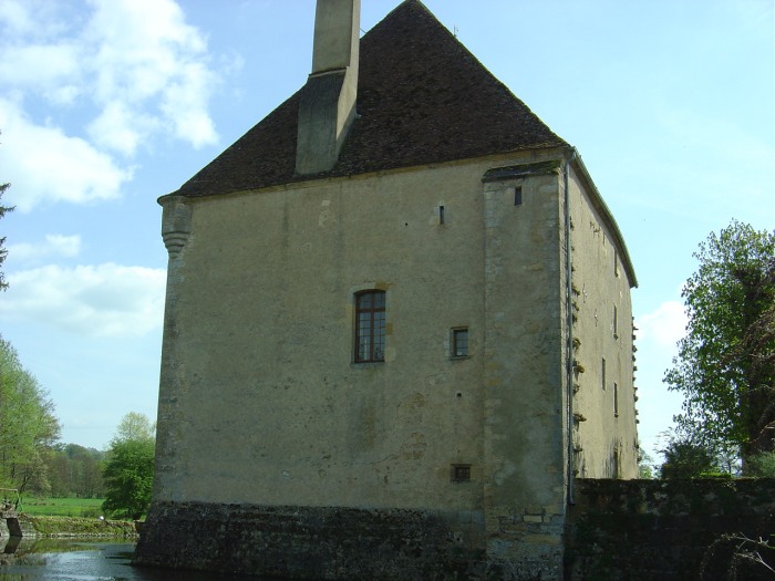 Prieuré de Lurcy-le-Bourg