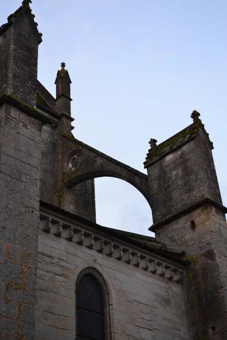 Église saint Pierre de Varzy