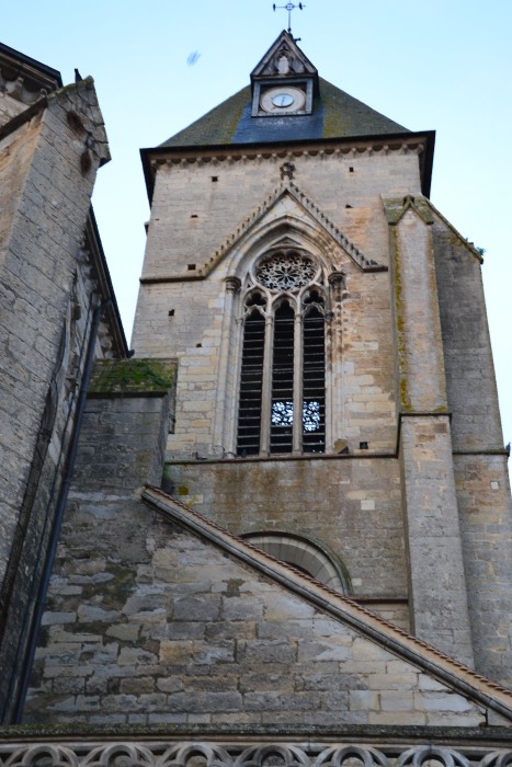 Église saint Pierre de Varzy