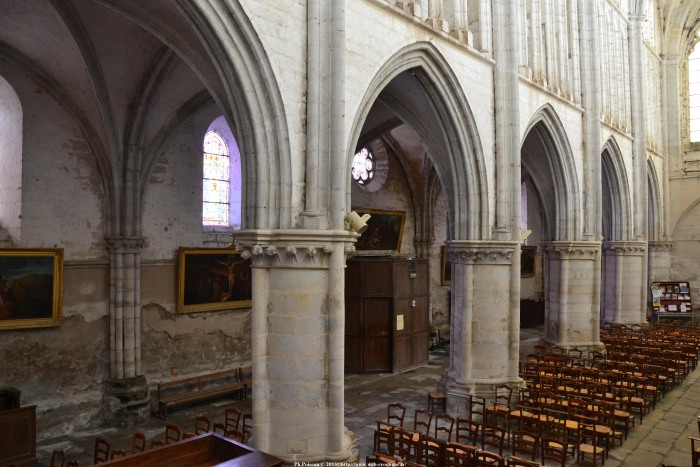 Église de Varzy vue de l'intérieur