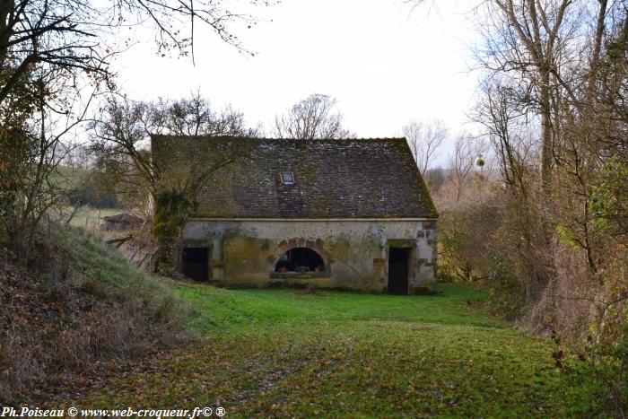 Lavoir de Parigny la Rose