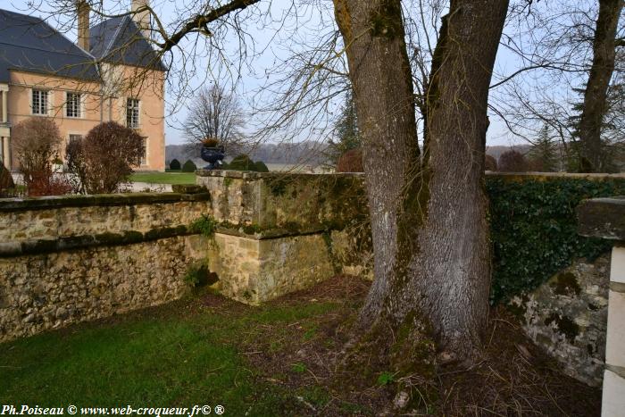 Château de Beaumont la Férrière Nièvre Passion