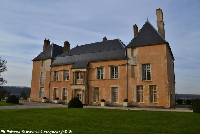 Château de Beaumont la Férrière Nièvre Passion