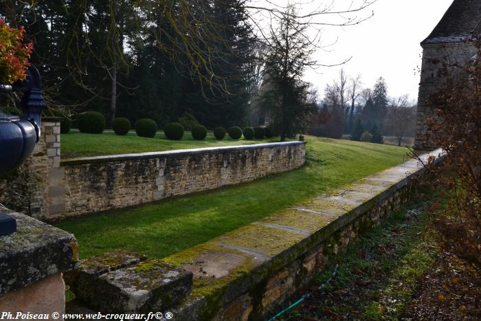 Château de Beaumont la Férrière Nièvre Passion