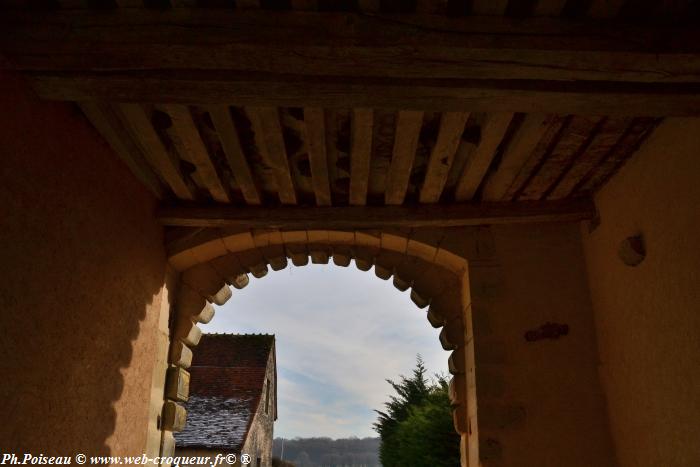 Château de Beaumont la Férrière Nièvre Passion