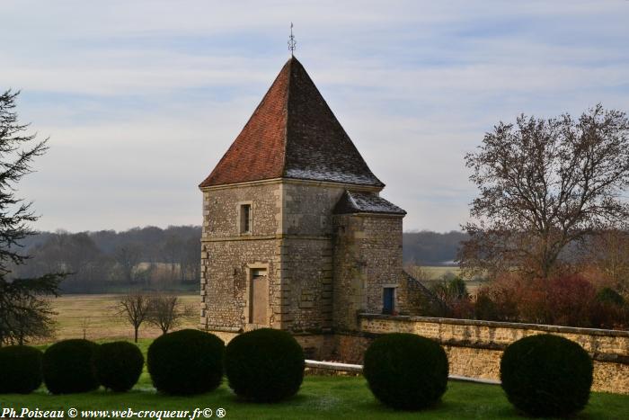 Château de Beaumont la Férrière Nièvre Passion