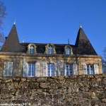 Château de Vilaine un Château fort de Lurcy Le Bourg