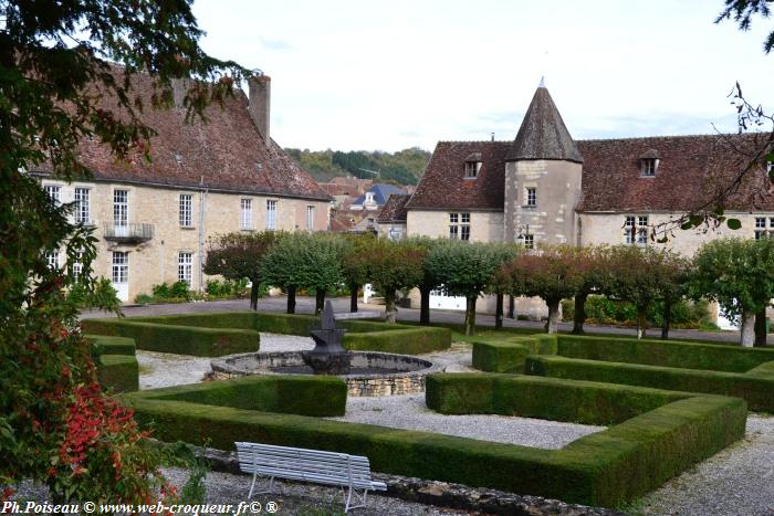 Château de Varzy