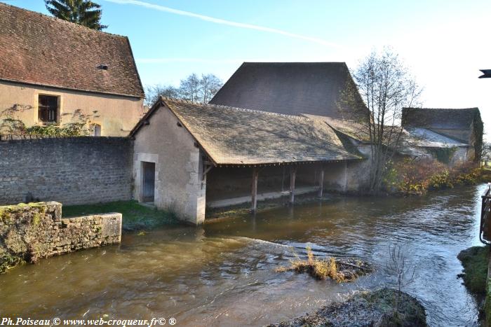 Lavoir du Saulet de Corbigny