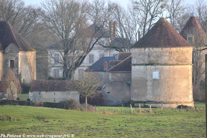 Château des Créneaux Nièvre Passion