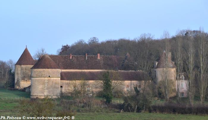 Château des Créneaux Nièvre Passion