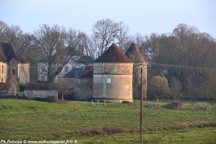 Château des Créneaux Nièvre Passion