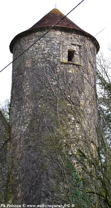 Château de Dompierre-sur-Nièvre