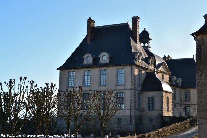 Château de Menou Nièvre Passion