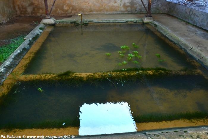 Le lavoir d'Arzembouy Nièvre Passion