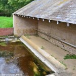 Lavoir de Doudoye un beau patrimoine vernaculaire de Prémery