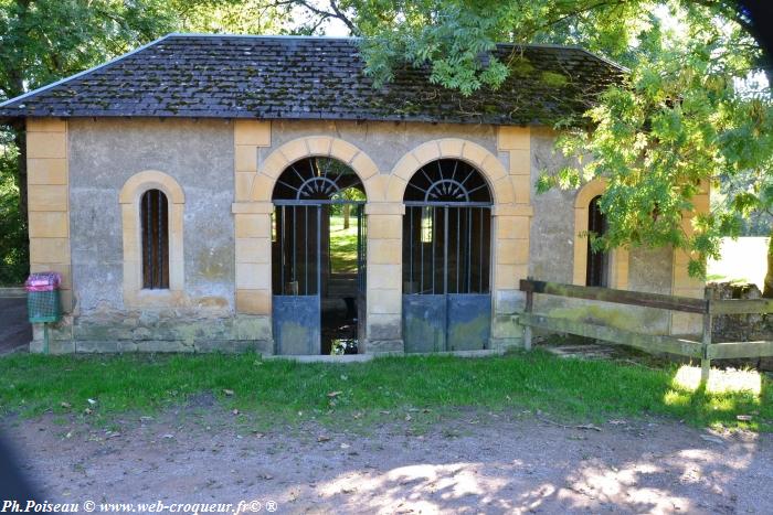 Lavoir Fontaine du Bouillon Prémery