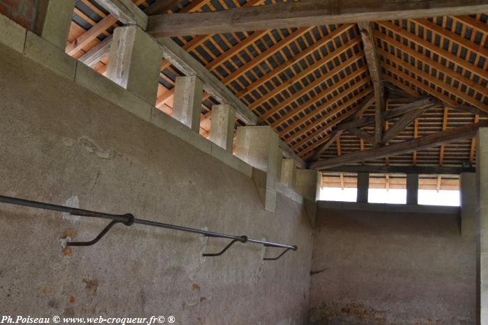 Lavoir de Châteauneuf-Val-de-Bargis Nièvre Passion