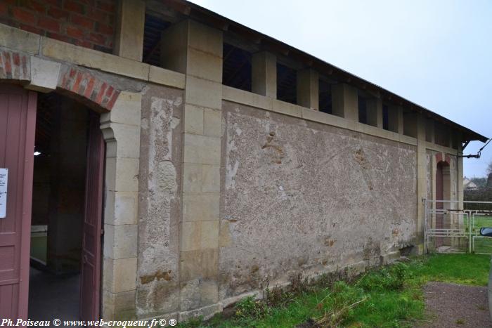 Lavoir de Châteauneuf-Val-de-Bargis