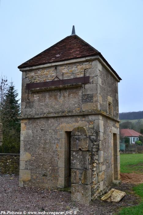 Pigeonnier de Châteauneuf Val de Bargis