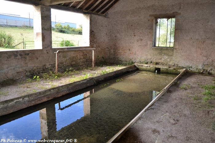 Grand lavoir de Moussy Nièvre Passion