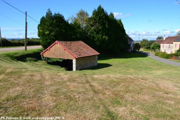 Petit Lavoir de Moussy