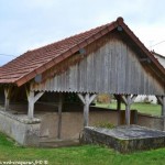 Lavoir de Les Carrés un patrimoine vernaculaire