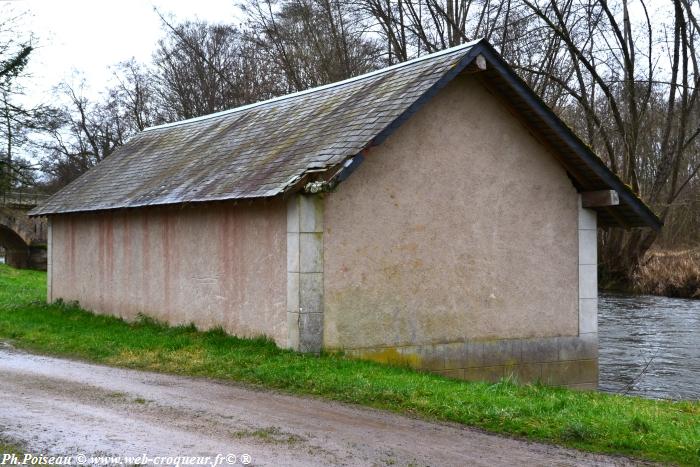 Lavoir de Chitry les Mines