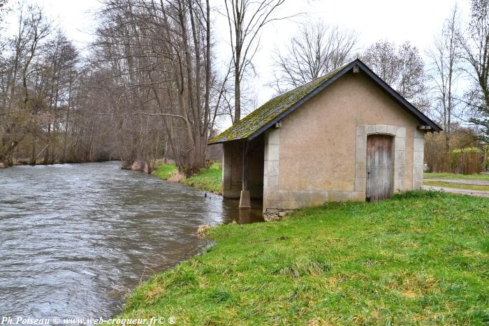 Lavoir de Chitry les Mines