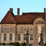 Château de Pignol un beau manoir du village