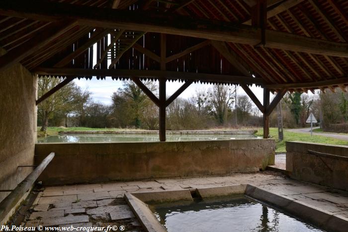 Lavoir de Dreigny