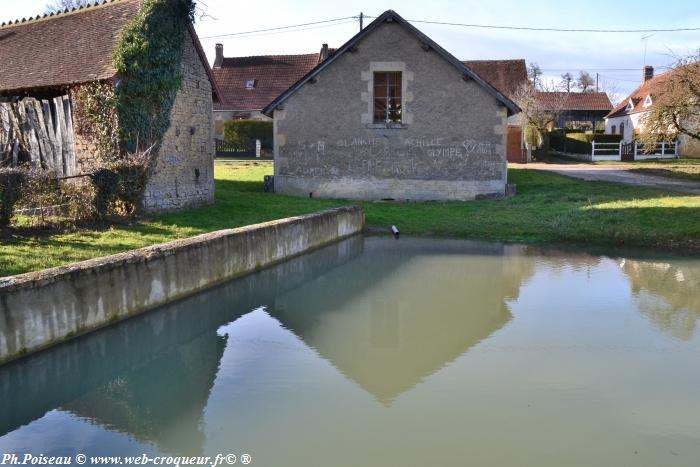 Lavoir de Les Duprés Nièvre Passion