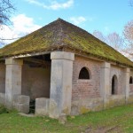 Le Grand lavoir de Lichy un patrimoine vernaculaire de Bona