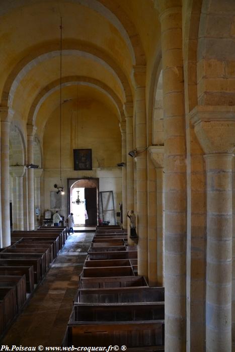 L'église de Lurcy le Bourg Nièvre Passion