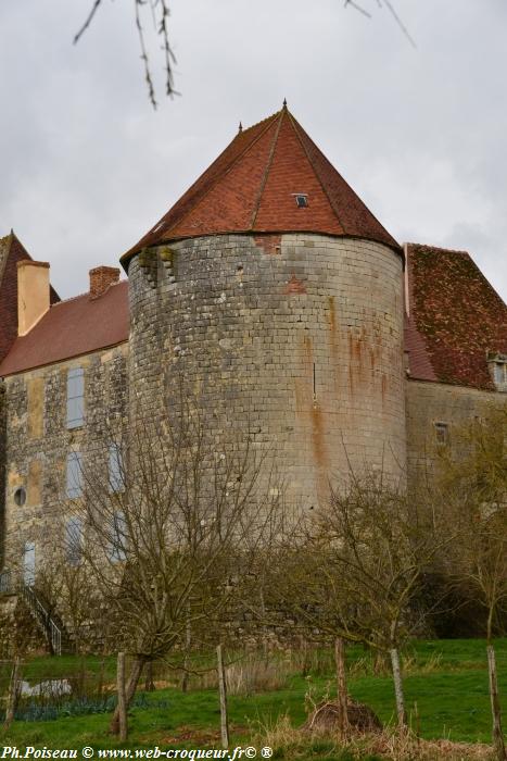 Château la Motte-Josserand Nièvre Passion