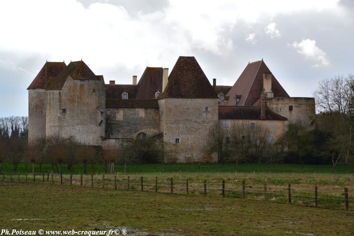 Château la Motte-Josserand Nièvre Passion