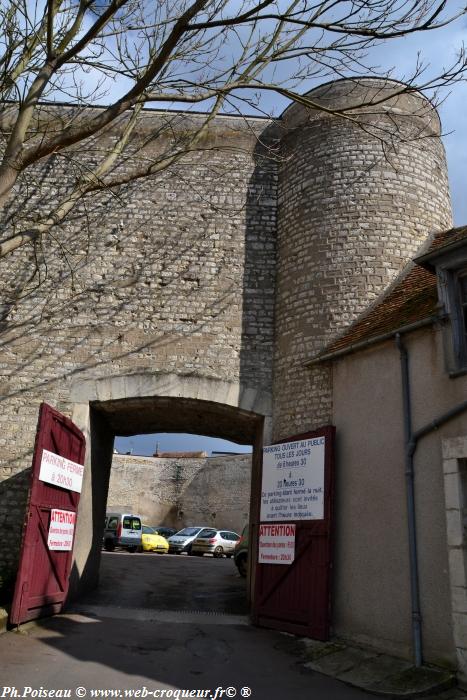 Château fort de Cosne Cours sur Loire Nièvre Passion