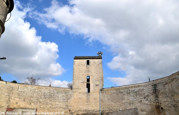 Château fort de Cosne Cours sur Loire Nièvre Passion