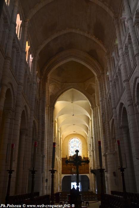 L'Abbaye Notre Dame de La Charité Nièvre Passion