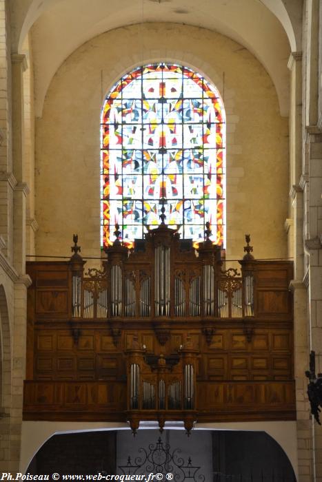 L'Abbaye Notre Dame de La Charité Nièvre Passion