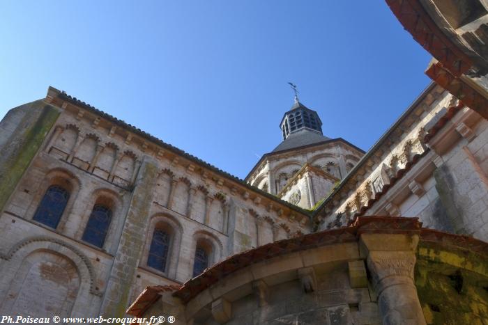 L'Abbaye Notre Dame de La Charité Nièvre Passion