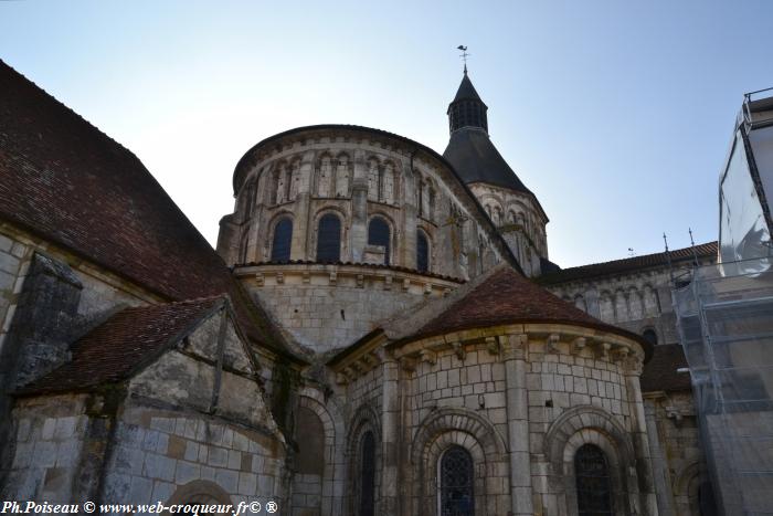 L'Abbaye Notre Dame de La Charité Nièvre Passion