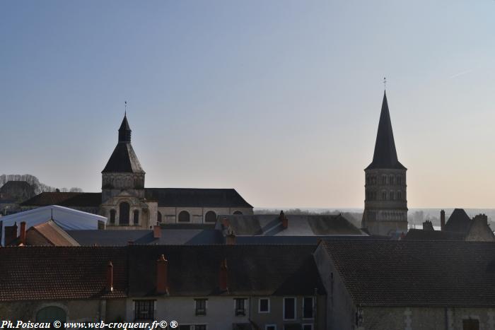 L'Abbaye Notre Dame de La Charité Nièvre Passion