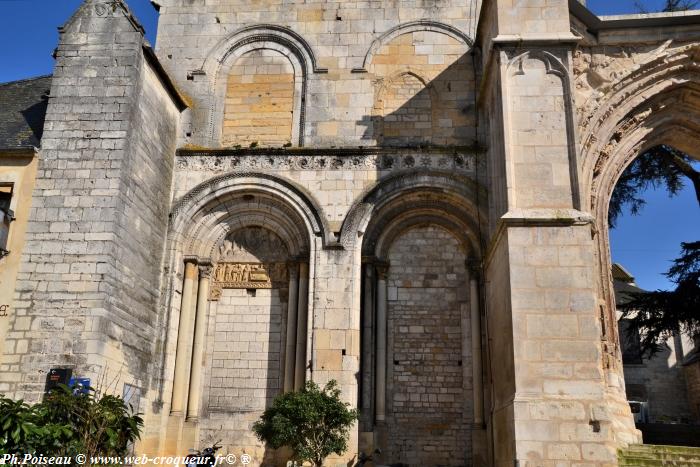 L'Abbaye Notre Dame de La Charité Nièvre Passion