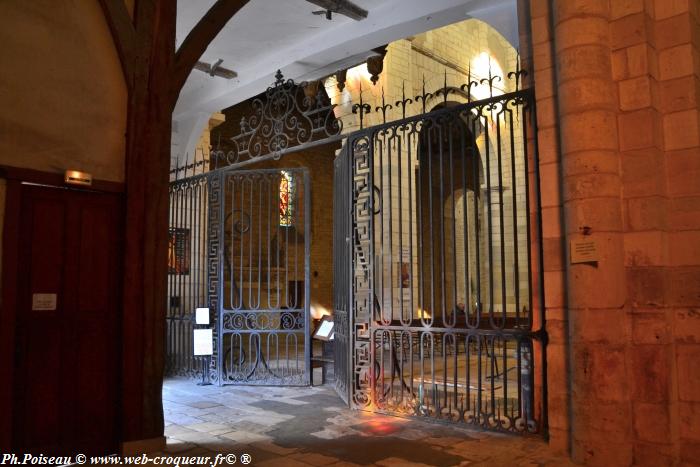 L'Abbaye Notre Dame de La Charité Nièvre Passion