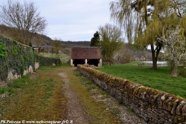 Lavoir de l'Étang de Courcelles