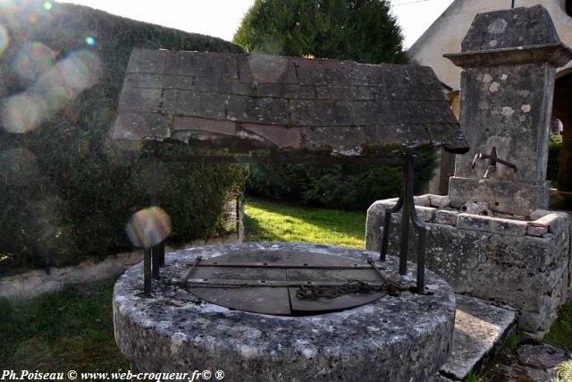 Lavoir dans Les Crisenon