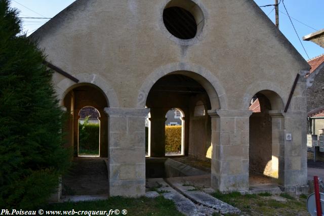 Lavoir dans Les Crisenon