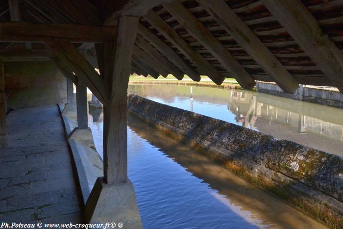Lavoir de Cessy les Bois