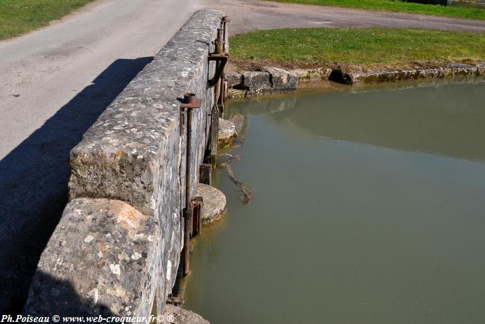 Lavoir de Cessy les Bois